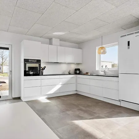 4 Star In Feriehus Ringkøbing
